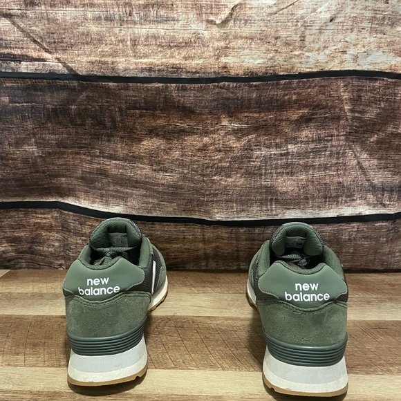 New Balance Olive Green Retro Running Shoes - Picture 5 of 9